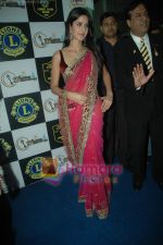 Katrina Kaif at Lions Gold Awards in Bhaidas Hall on 11th Jan 2011 (3).JPG